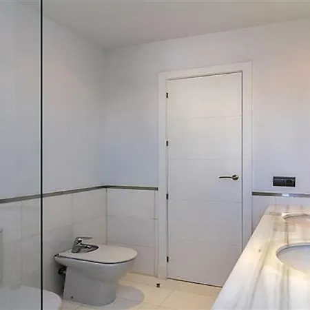 Augusta Sunshine Sea & Golf Apartment